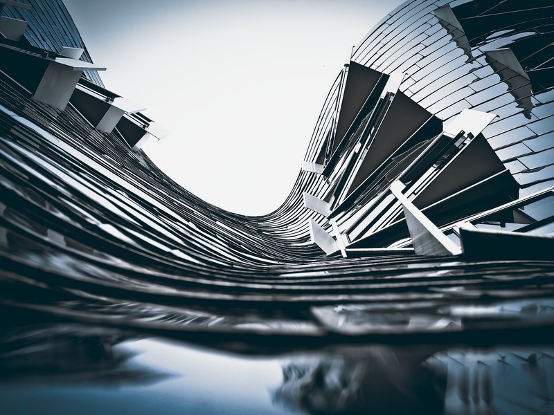  Collapsing building by Wilder Julio Zenteno on Unsplash 800x600