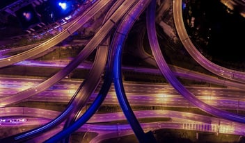 Traffic on highway overpasses by StockSnap from Pixabay
